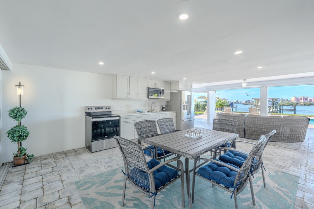Island Bay Retreat