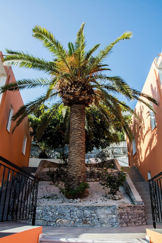 Hotel Alkion - Image 1