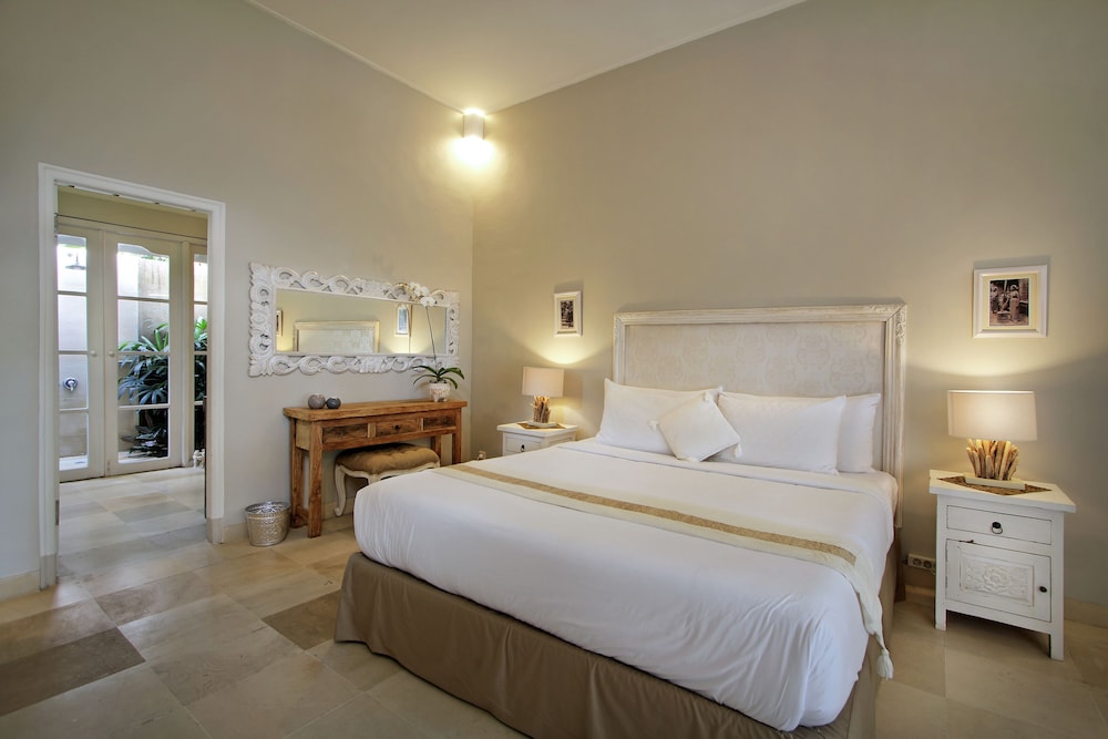 The Lodek Villas