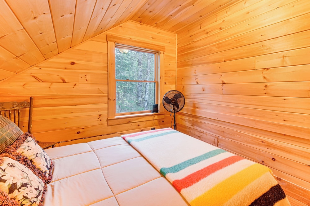 Hike, Fish, Hunt & Ride: 4-season Phillips Retreat
