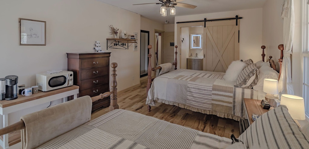 The Inn at Beulah Farm - The Pen