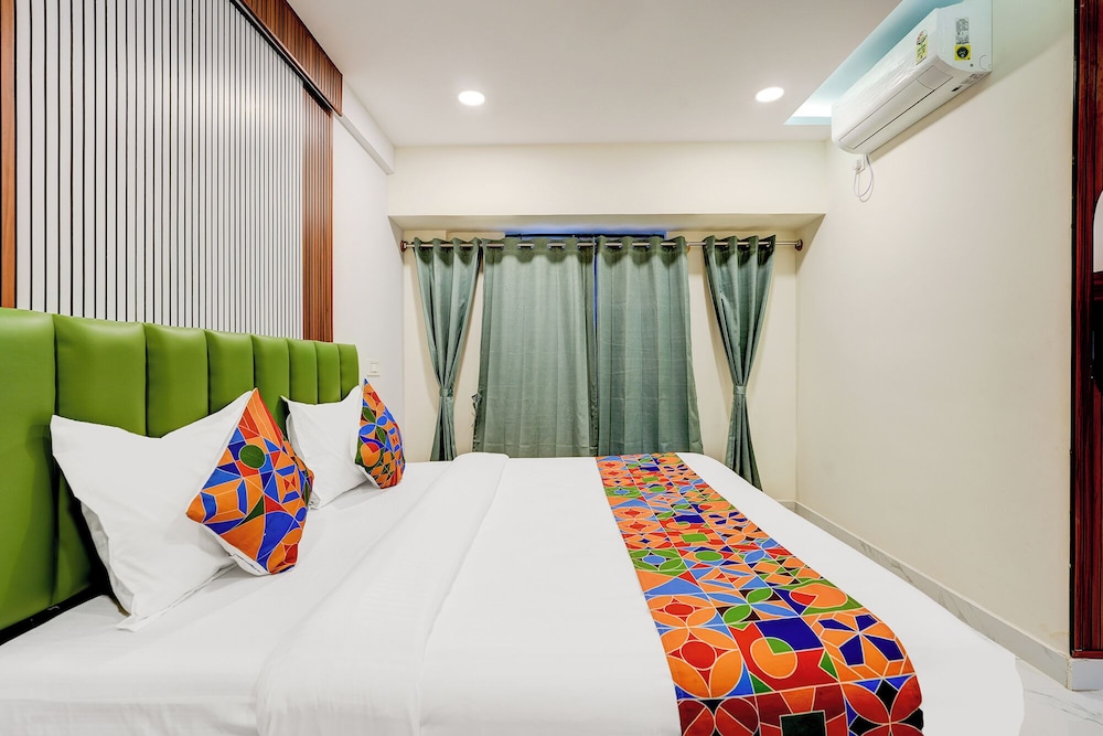 Fabhotel Leon Square
