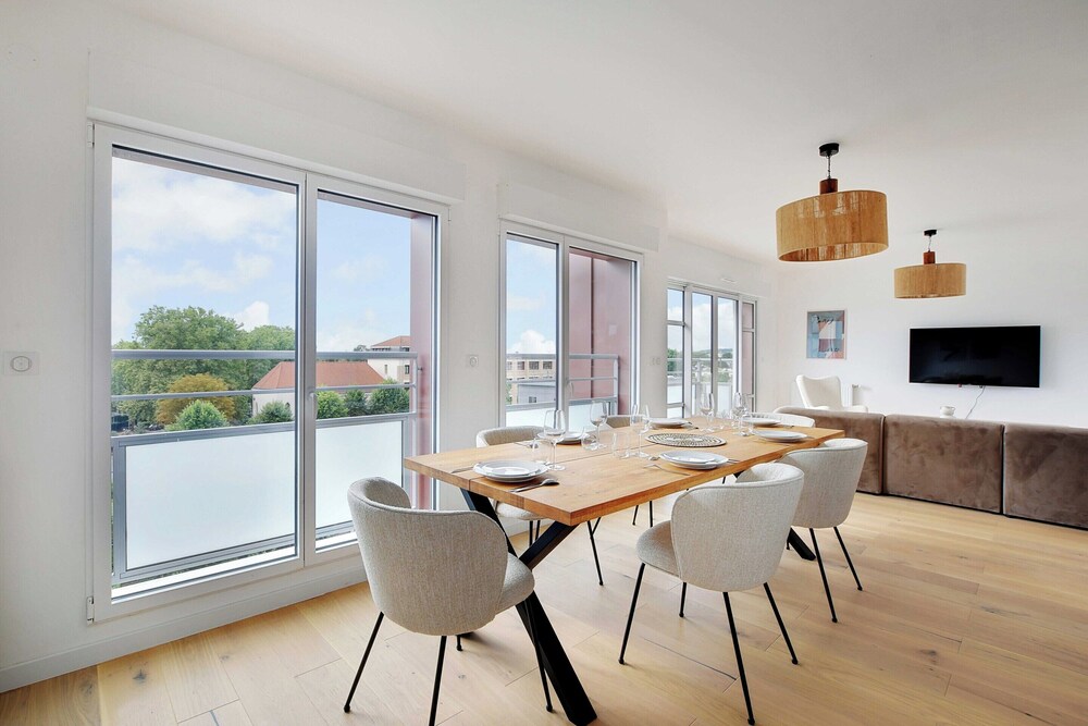 Chic Duplex With Rooftop -3bd/6p- Nogent-sur-marne