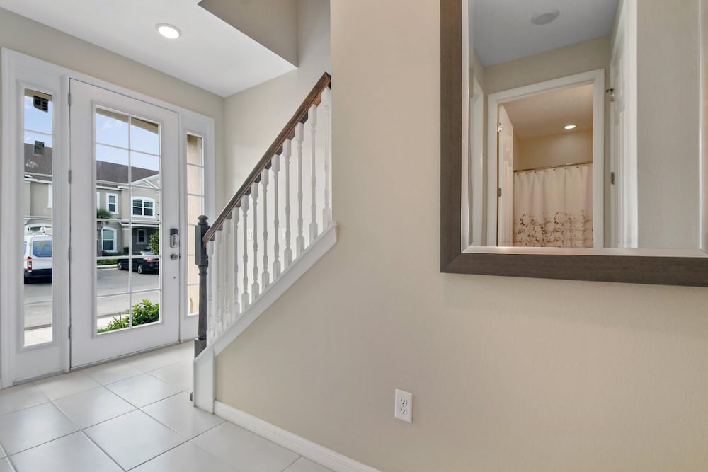 Solara Resort Brand New 4 Bed 4 5 Bath Townhome view 3