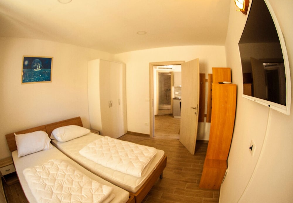 Apartment Port Next to the Beach view 2