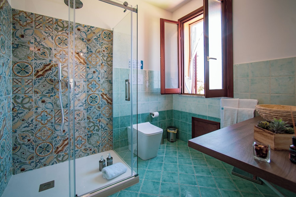 Pater Meus Suites