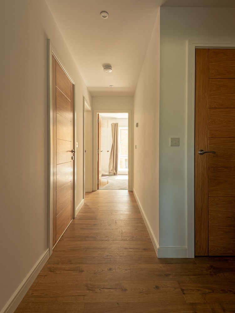 Roomy Comfortable Apartment