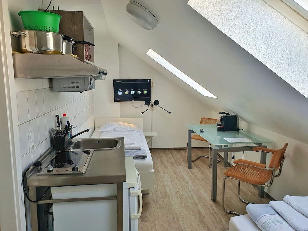 Aparthotel B & L