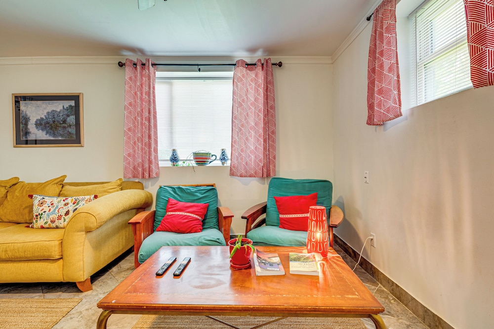 1 Mi to Train: ATL Area Apt w/ Patio & Shared Yard