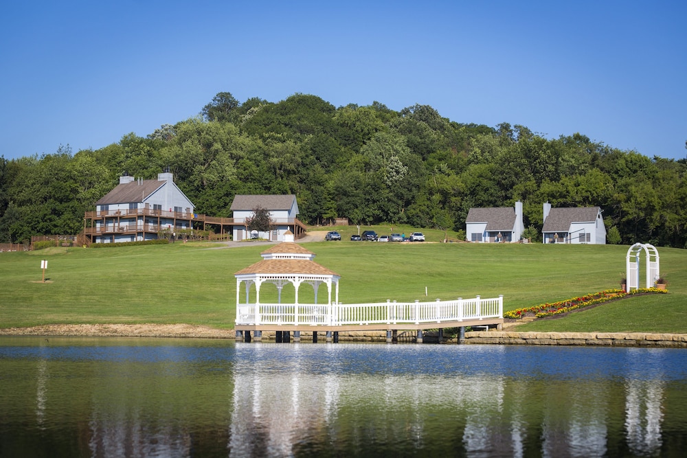 Galena Vacations - Lefevre Inn and Resort - Property Image 6