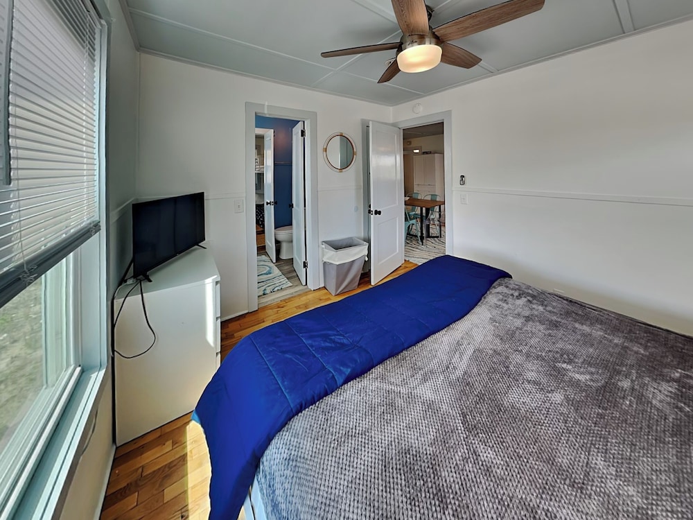 Mountains to Sea by Topsail Realty