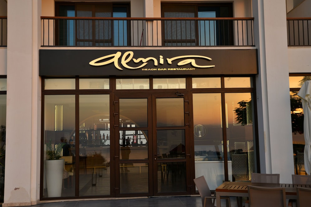 Sweimeh Vacations - PORTO  ALMIRA BEACH - Property Image 8