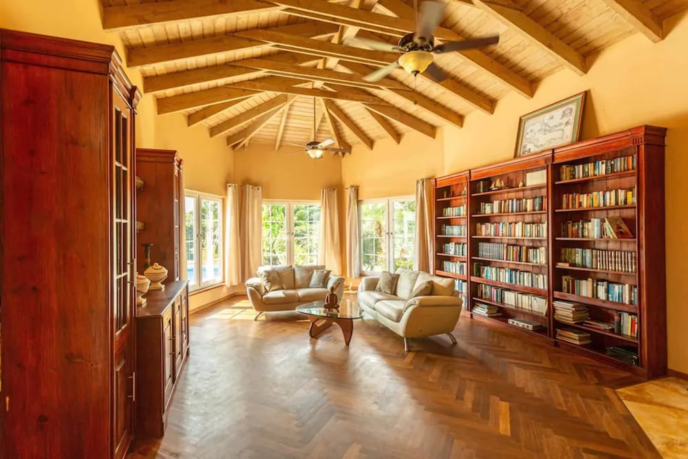 Hideaway Beach Properties by Caribe Stays
