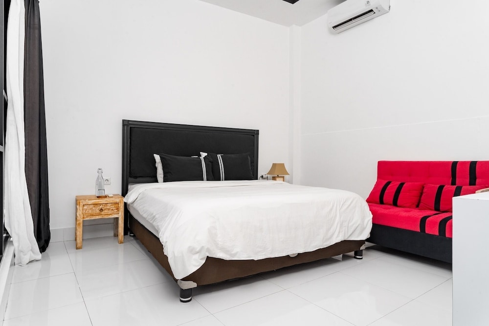 Vande Guest House