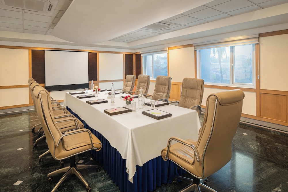 Fortune Hosur  -  Member ITC Hotels' Group