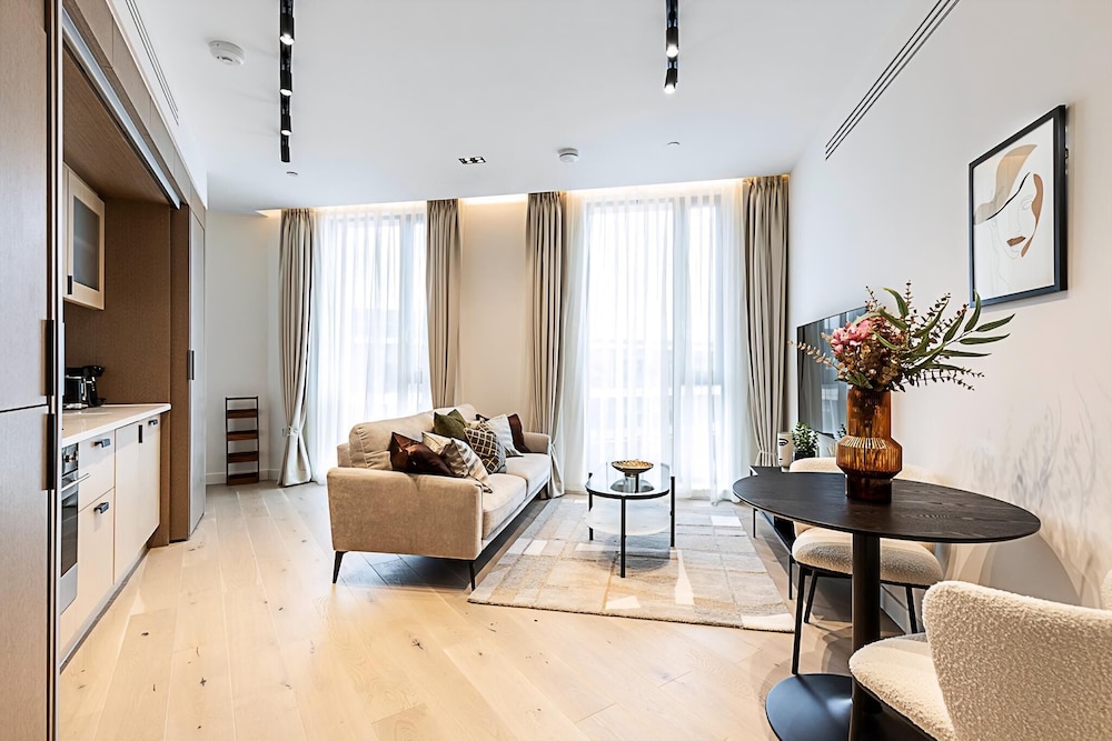 Elegant Flat in Notting Hill's Heartbeat