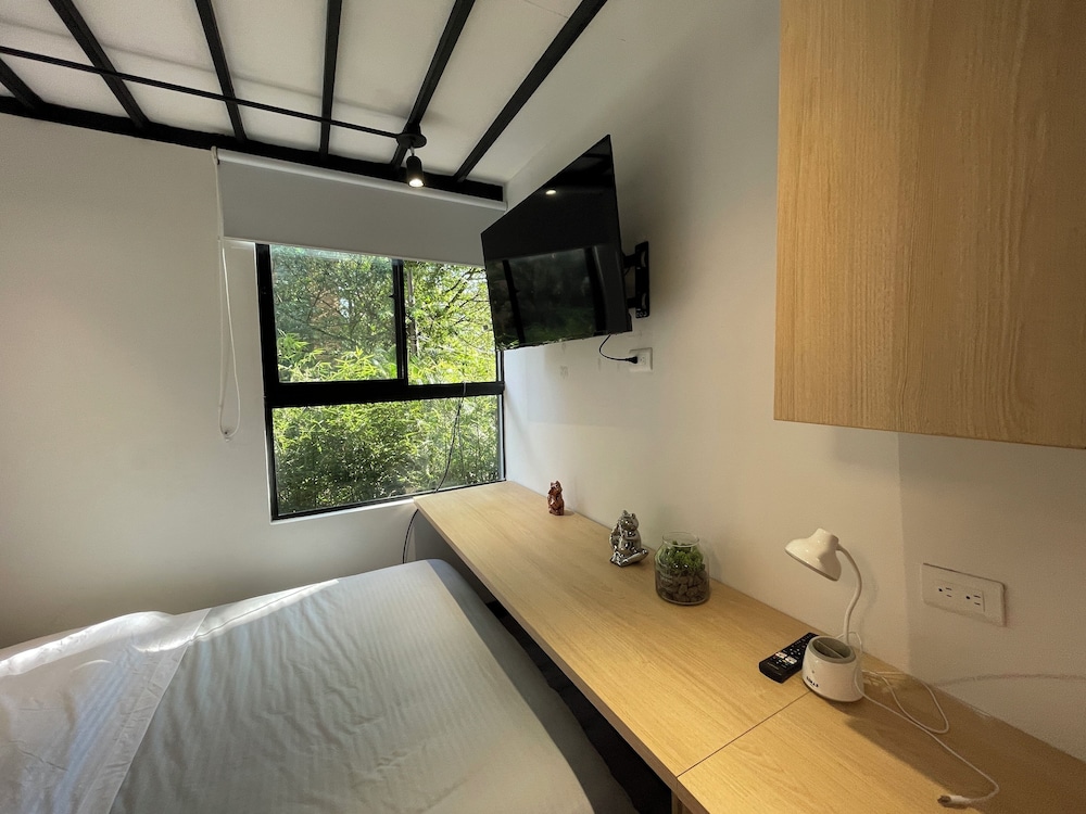 Frontera by Roots Rentals