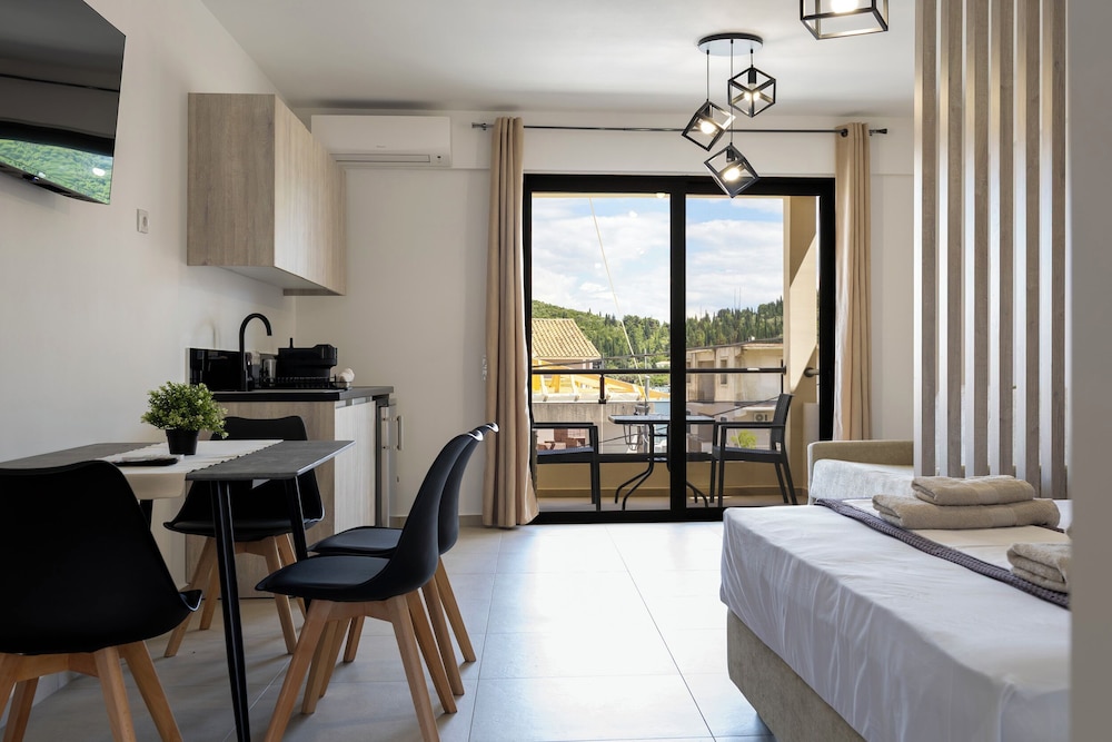 NS Apartments Nydri