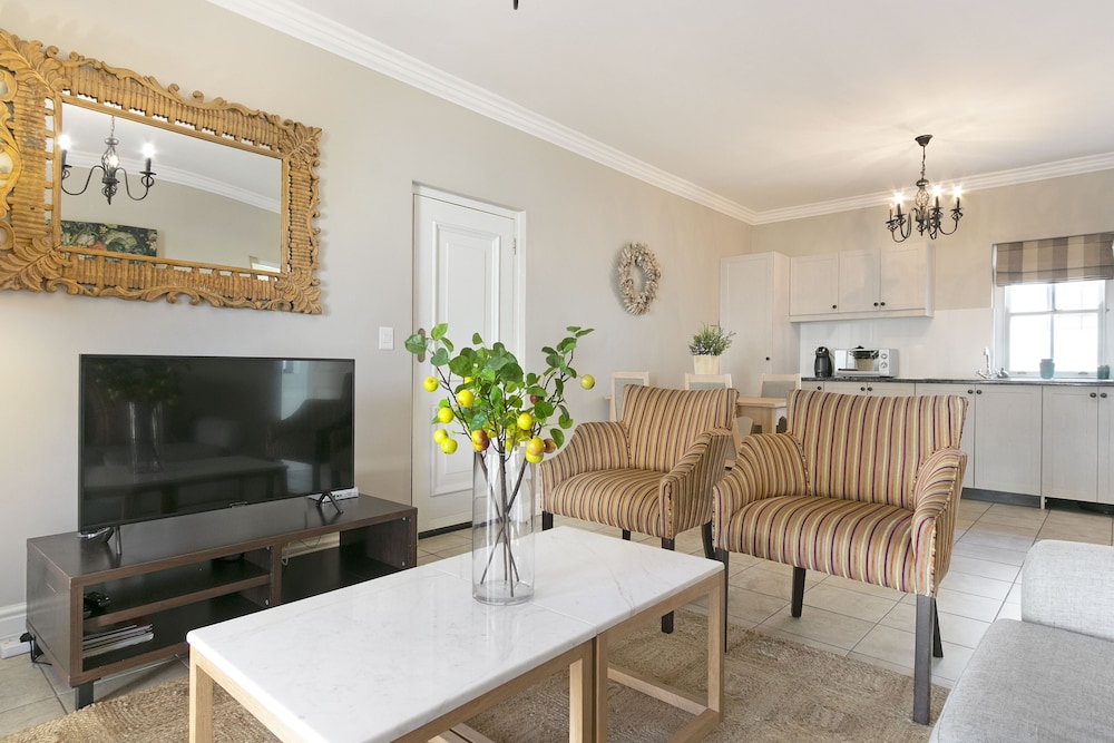 Winelands Golf Lodges at De Zalze