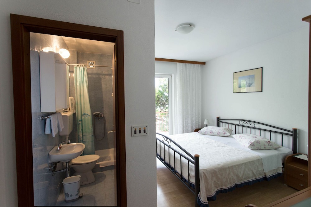 Rozari - Family Friendly & sea View - A1-ivana view 2