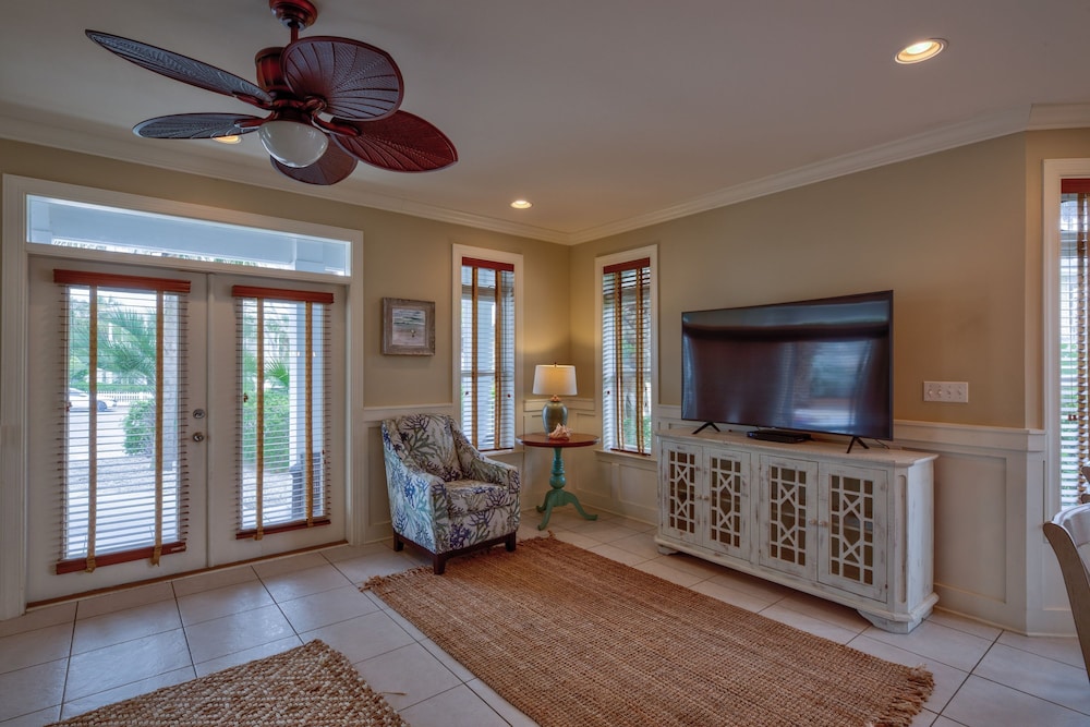 A Piece of Heaven by Avantstay Private Pool Sleeps 14 Pet-friendly