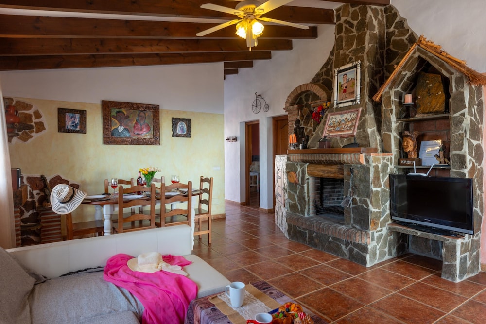 Villa Dorita con Piscina by At Home Costa del Sol