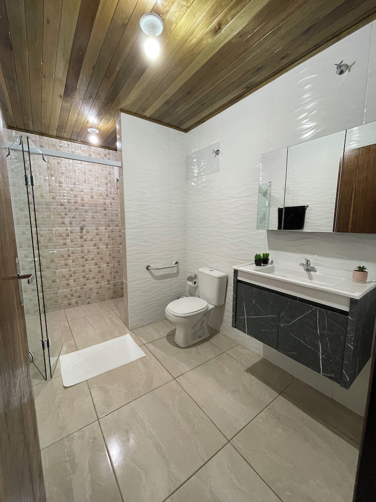 Canyons Guest House