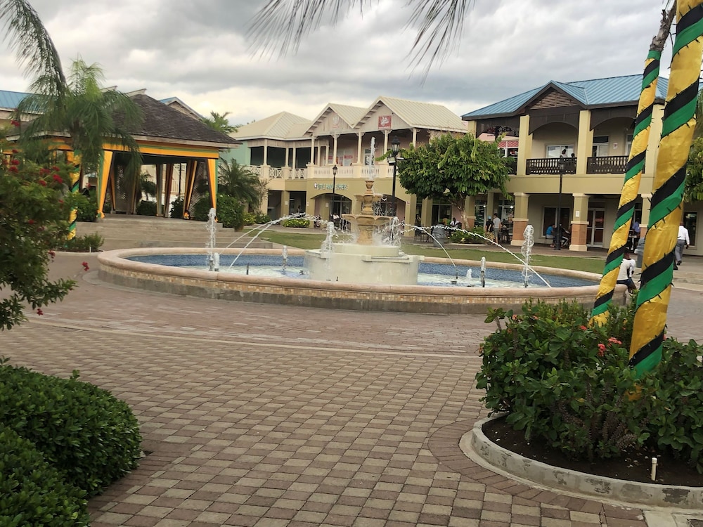 Photo 53