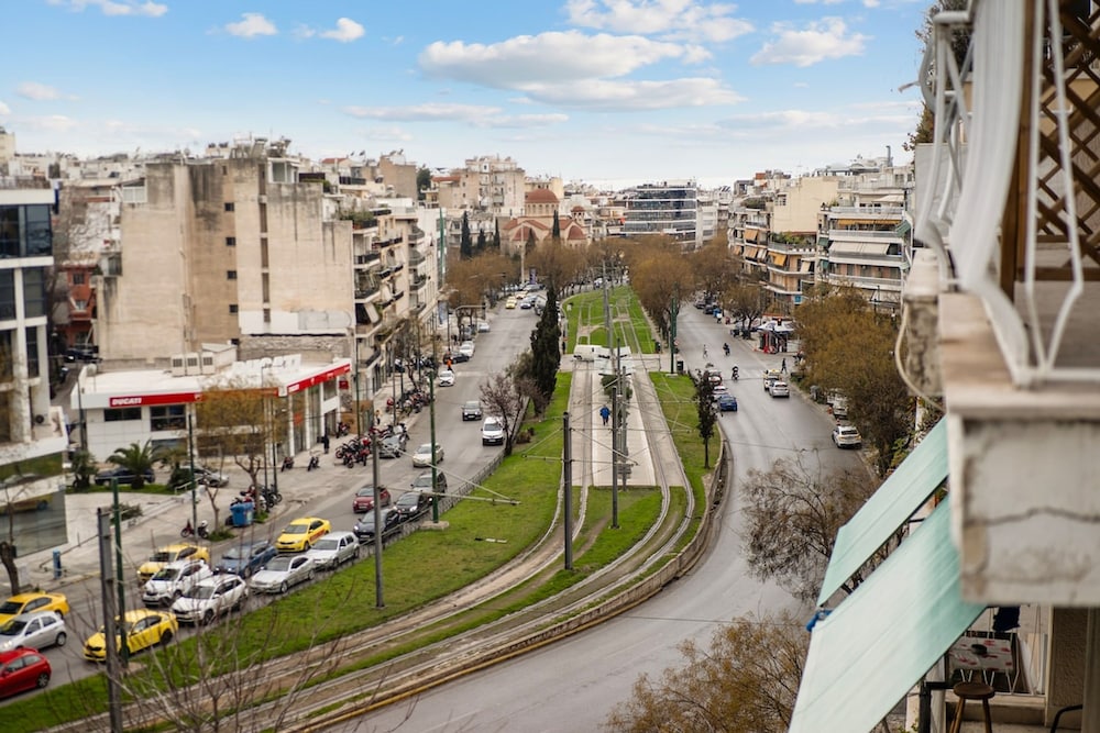 Diakou 38 Sunny Cozy 3bd apt Just a min Away to Acropolis