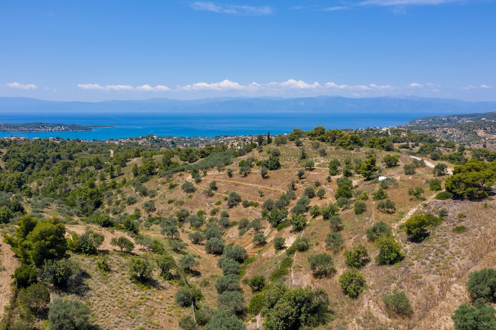 VIP Villa Panoramic Seaview Close to Beaches