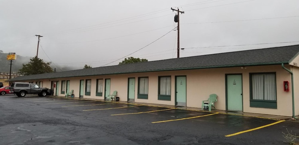 Quick Stop Motel - Property Image 3