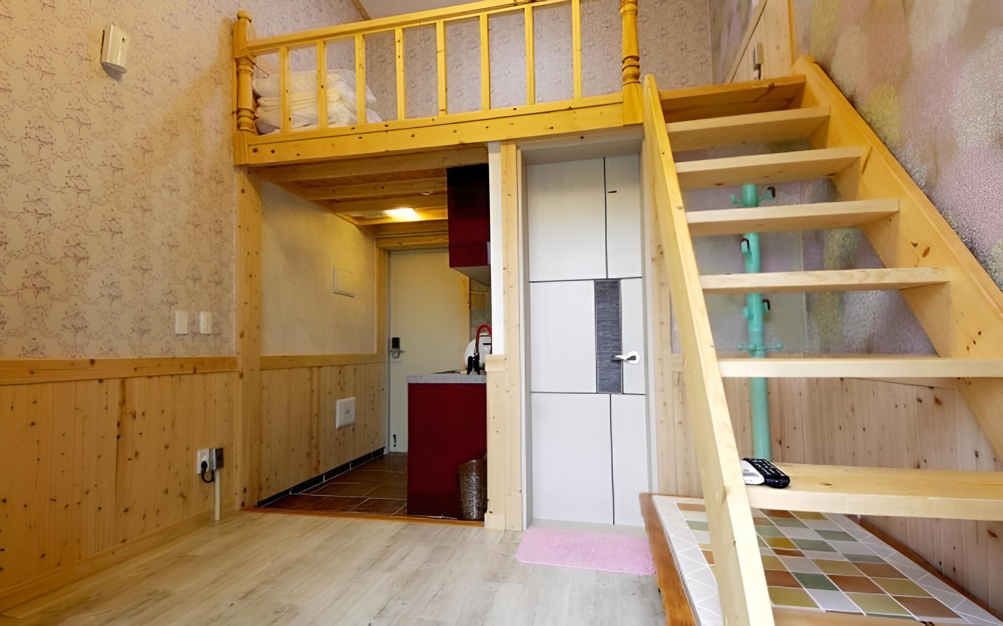 Photo 16