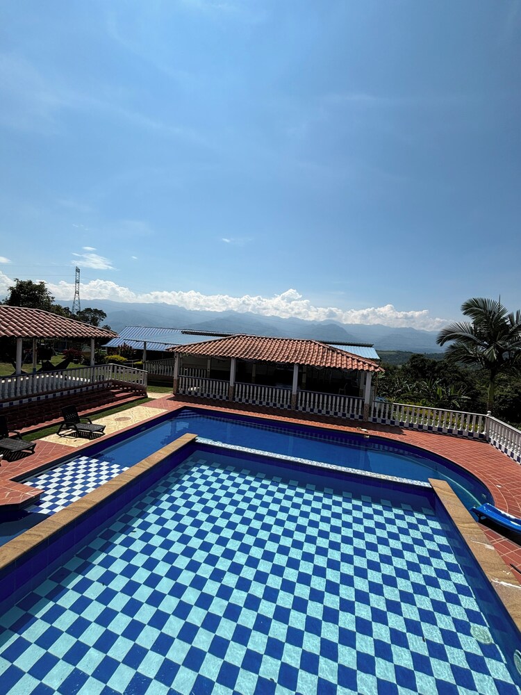 FINCA VACACIONAL GUANANI