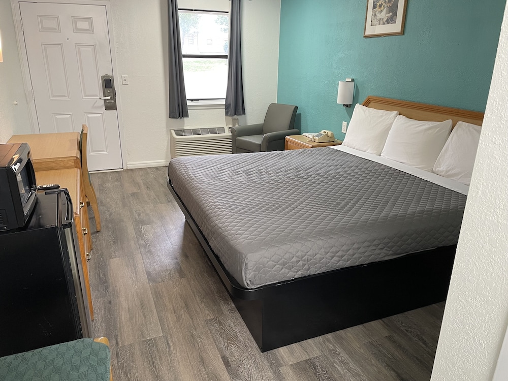 Executive Inn of Purcell view 4