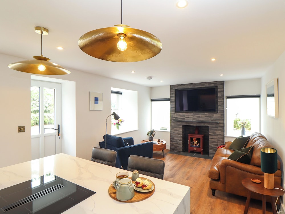 Carn House