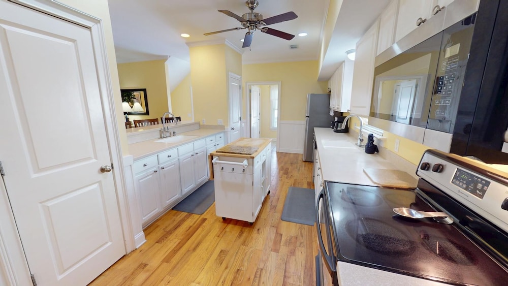 1308 Lovell Avenue by Tybee Vacation Rentals