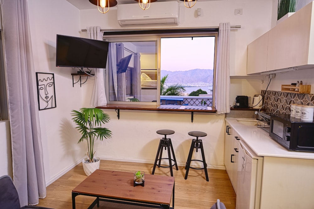Dayos Unique Suites