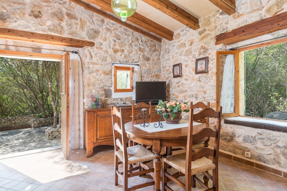 Casa De Piedra - Villa With Private Pool