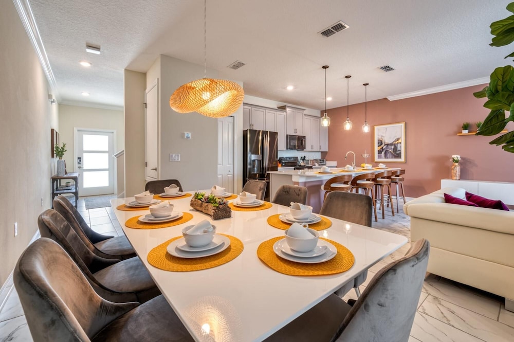 Awesome Home With Private Pool Near Disney - Image 3