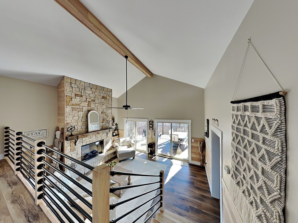 The Squirrel's Nest by Jackson Mountain Rentals