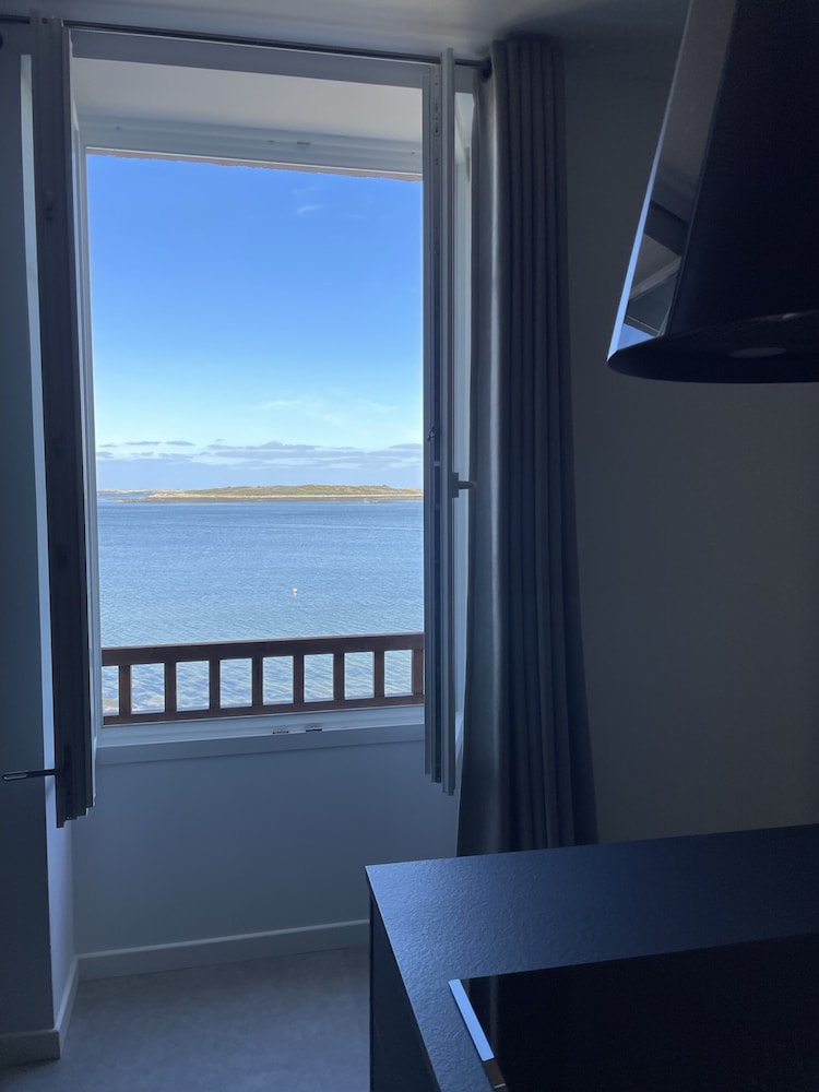 Luxury Apartment With Magnificent sea View