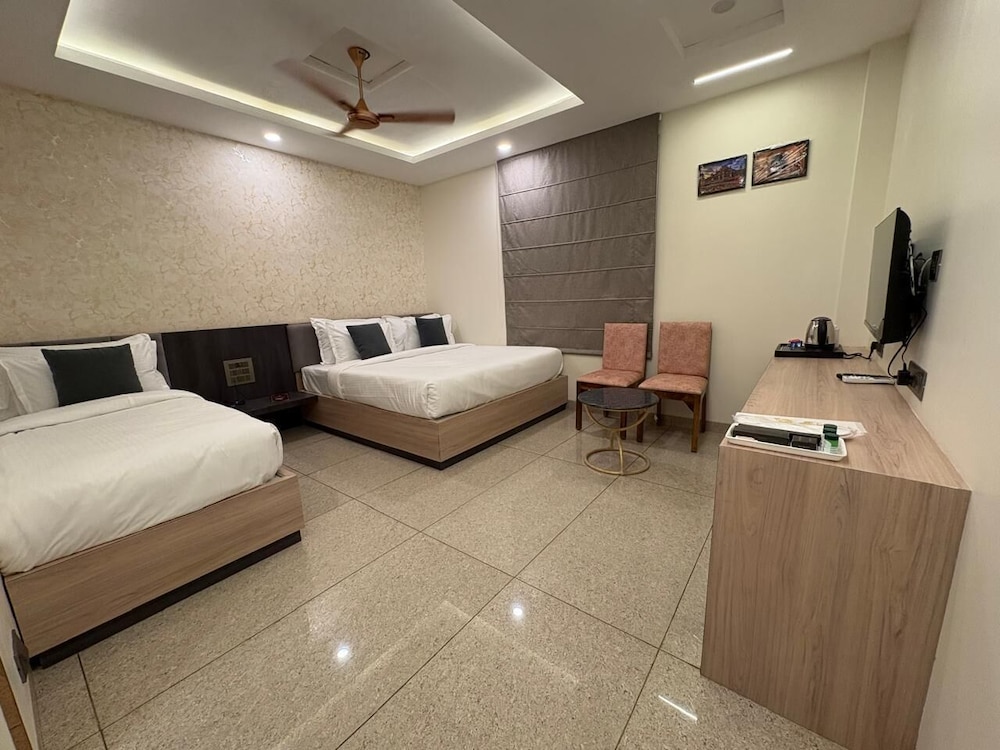 Opo Horizon Surbhi Grand