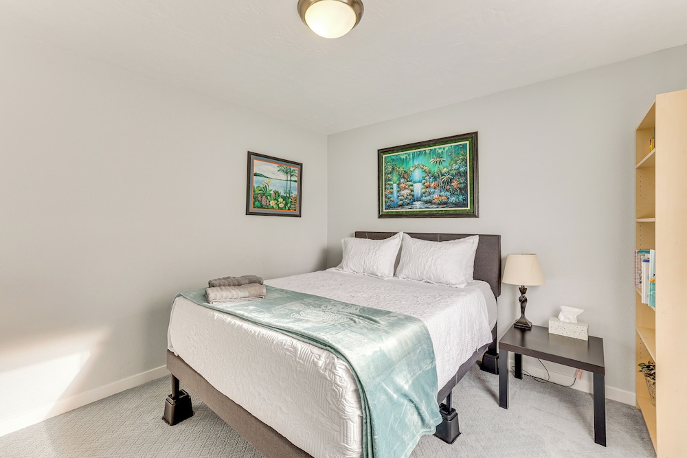 Kuna Group Getaway w/ Patio & Grill