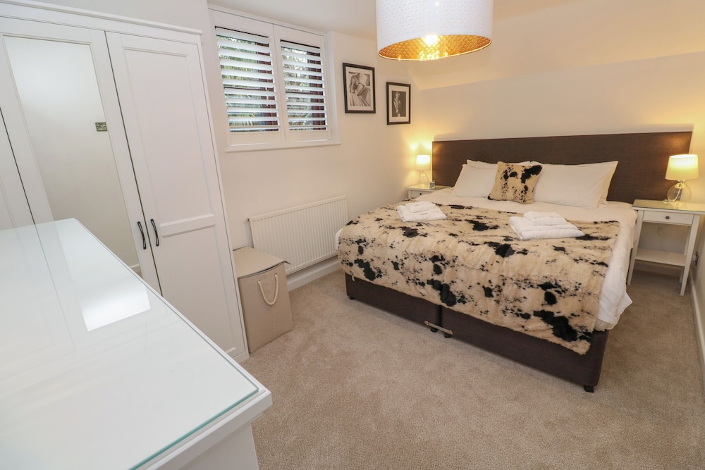 Wood Brook Cottage