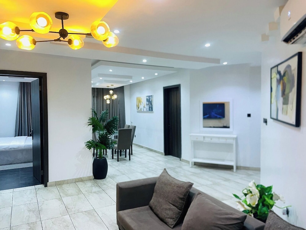 The Azaria Hotel and Apartments