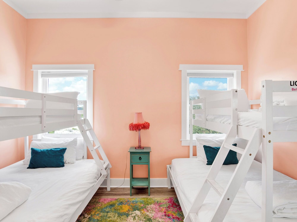 Barefeet Retreat by Southern Vacation Rentals