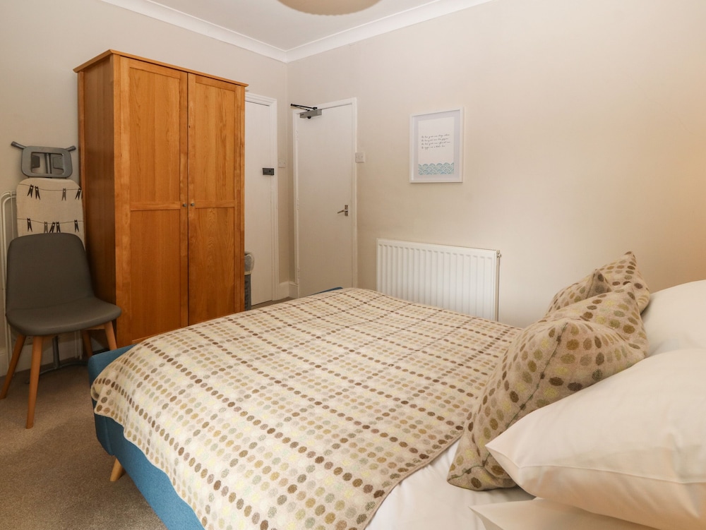Y Castell Apartment 2 view 2