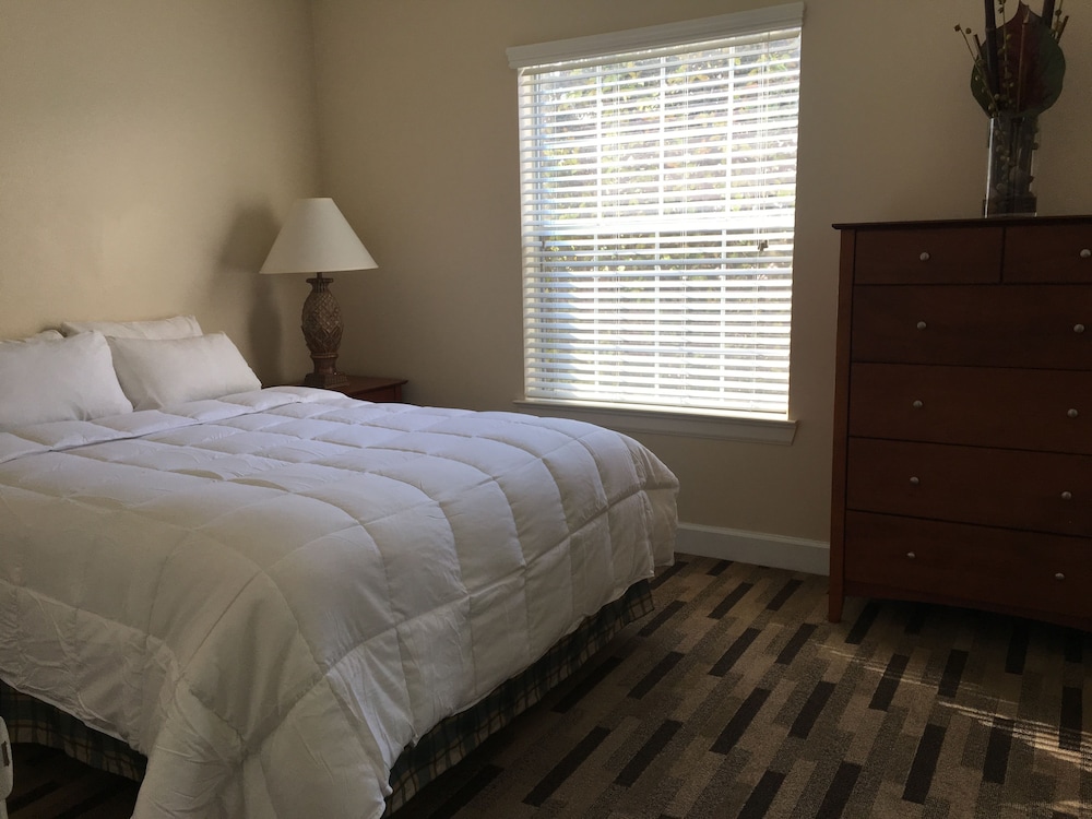 Orlando Vacations - Kemah Boardwalk Inn - Property Image 6