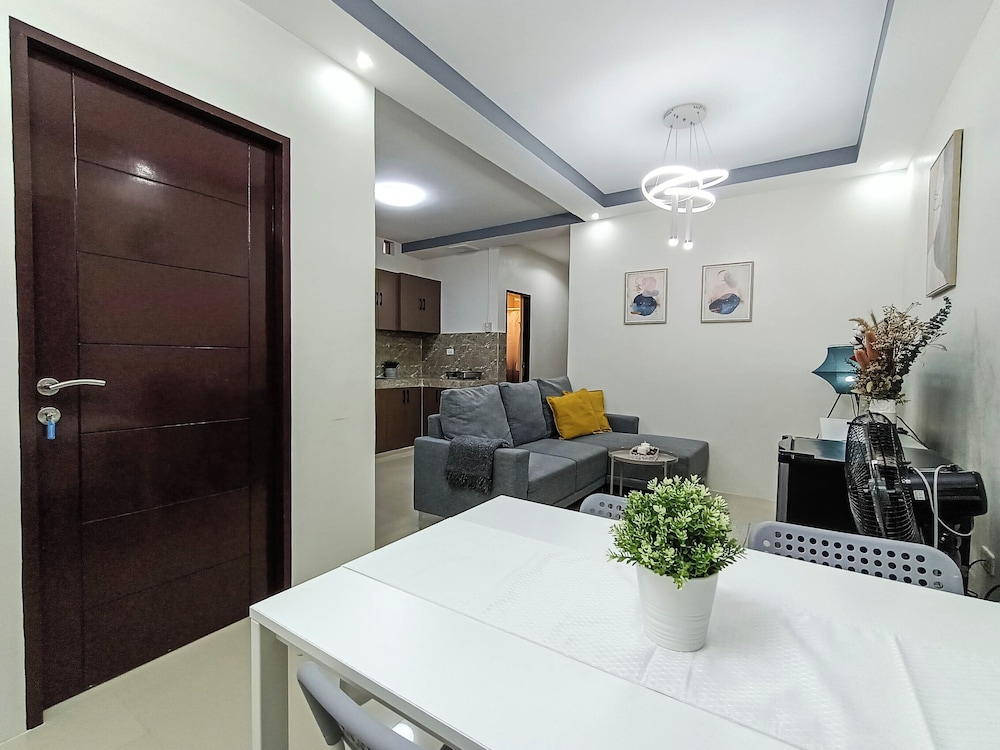 Manzil Anilao B&B Superior Bedroom U3