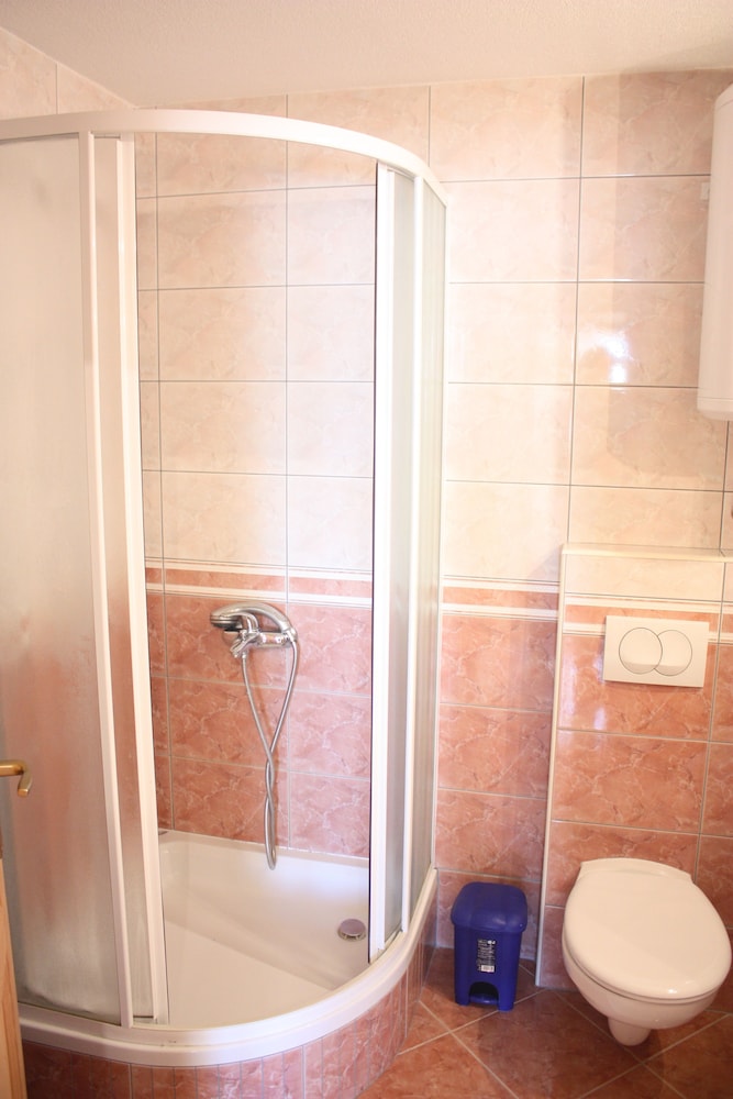 Photo 30